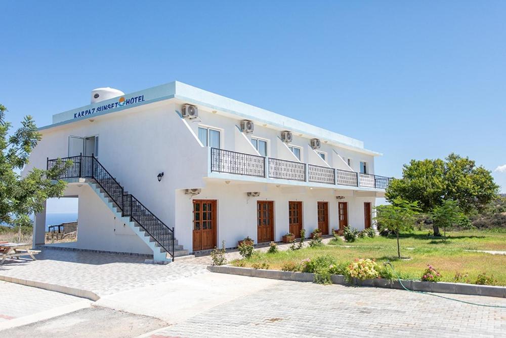 Karpaz Sunset Hotel Rizokarpaso 외부 사진
